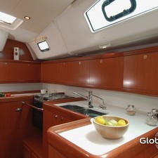 Beneteau Oceanis 43