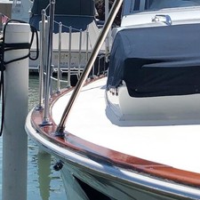 Chris-Craft Roamer Regal Sedan