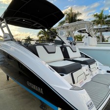 Yamaha Boats 252SE