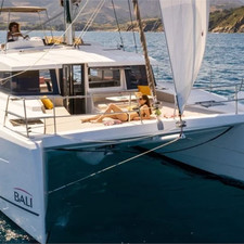 Bali 4.2 (4+1Cab)