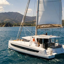 Bali 4.2 (4+1Cab)