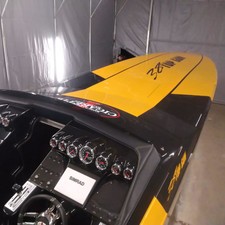 Cigarette 38 Top Gun 1400 HP