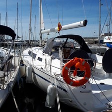 Bavaria 37