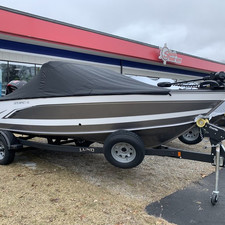 Lund Boats 1875 Impact Sport