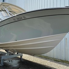 Grady-White Freedom 275