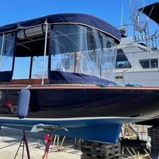 Cobia 217 center console