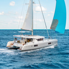 Lagoon 42 - 4 + 1 cab.