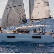 Lagoon 40 - 4 + 2 cab