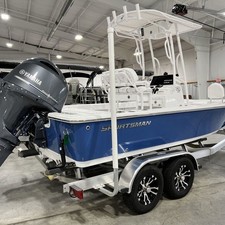 Sportsman Masters 207 Bay Boat