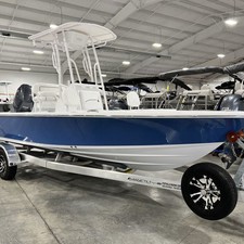 Sportsman Masters 207 Bay Boat