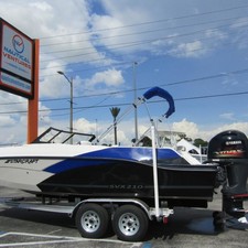 Starcraft Marine Crossover 210 OB SCX EXT