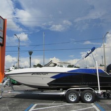 Starcraft Marine Crossover 210 OB SCX EXT