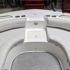 Hurricane 188 sport sundeck