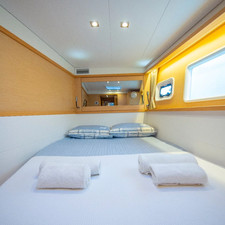 Lagoon 450F