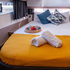 Fountaine Pajot Isla 40