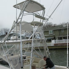 Grady-White Express 330