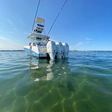 Boston Whaler 350 Outrage