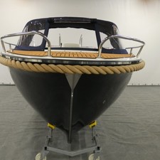 Avon Tender Grand 670