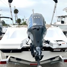 Hurricane SunDeck Sport 185 OB