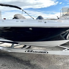 Hurricane SunDeck Sport 185 OB