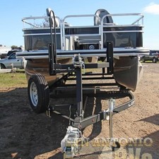 Lowe Ultra 202 Fish & Cruise