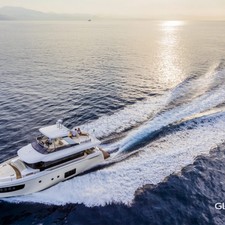 Absolute Navetta 52