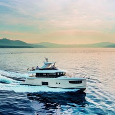 Absolute Navetta 52