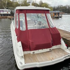 Chaparral 310 Signature