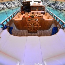 Gulet Deniz Felix Balina