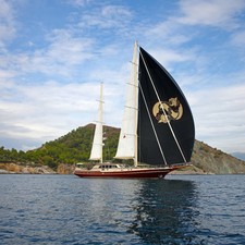 Yacht Daima
