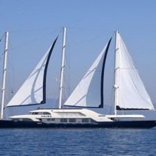 Yacht Meira