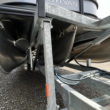 Sylvan L-3 CLZ DH Tritoon - IN STOCK