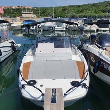 Beneteau Flyer 7 SUNdeck