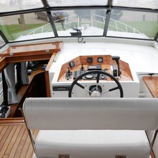 Van der valk challenger royal 42