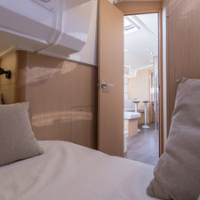 Beneteau Oceanis 38.1