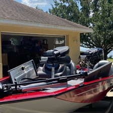 Tracker Pro Team 175 TXW