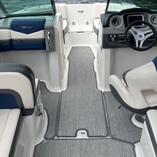 Chaparral 223 Vortex VR