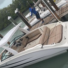 Sea Ray 270 SUNDECK