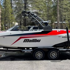 Malibu Wakesetter 21 MLX