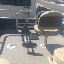 Sun Tracker Bass Buggy 16 DLX ET