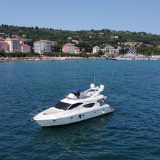 Ferretti Yachts 500