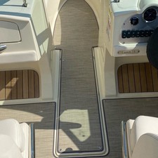 Chris-Craft Launch 23