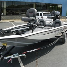 Tracker Pro Team 195 TXW Tournament Edition