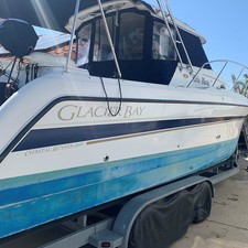 Glacier bay isle runner blue hull 2670