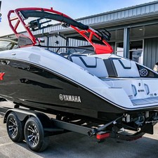 Yamaha Boats 252XE