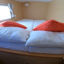 Lagoon 380