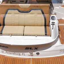 Sea Ray 350 SLX