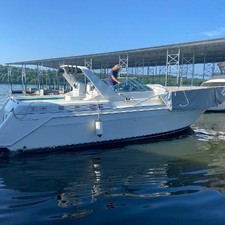 Chris-Craft Express Cruiser 360