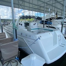 Chris-Craft Express Cruiser 360