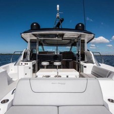 Cruisers Yachts 45 Cantius